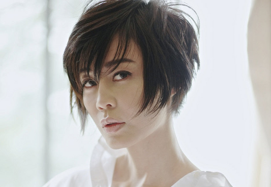 Embrace Creative Dry Hair Cutting at kimrobinson Salon