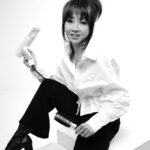 <a href="https://kimrobinson.com/singapore-stylists/carmen-yoon-artistic-team/" style="font-family: Helvetica Neue, Arial, sans-serif !important;">Carmen Yoon</a>