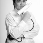 <a href="https://kimrobinson.com/singapore-stylists/ivan-low-artist-ii/" style="font-family: Helvetica Neue, Arial, sans-serif !important;">Ivan Low</a>