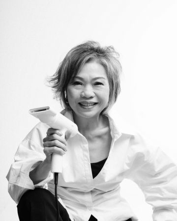 <a href="https://kimrobinson.com/singapore-stylists/jennie-sng-creative-team/" style="font-family: Helvetica Neue, Arial, sans-serif !important;">Jennie Sng - Creative Team</a>