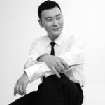 <a href="https://kimrobinson.com/singapore-stylists/timen-ngooi-artistic-team/" style="font-family: Helvetica Neue, Arial, sans-serif !important;">Timen Ngooi</a>