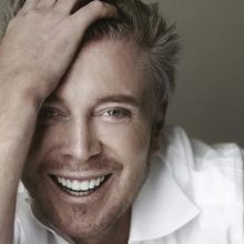 Mr Kim Robinson